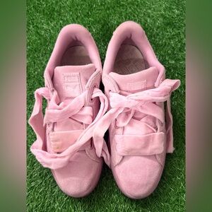 PUMA
(WMNS)‎ PUMA Suede Heart Reset 'Prism Pink' 363229-02 Size 9.5